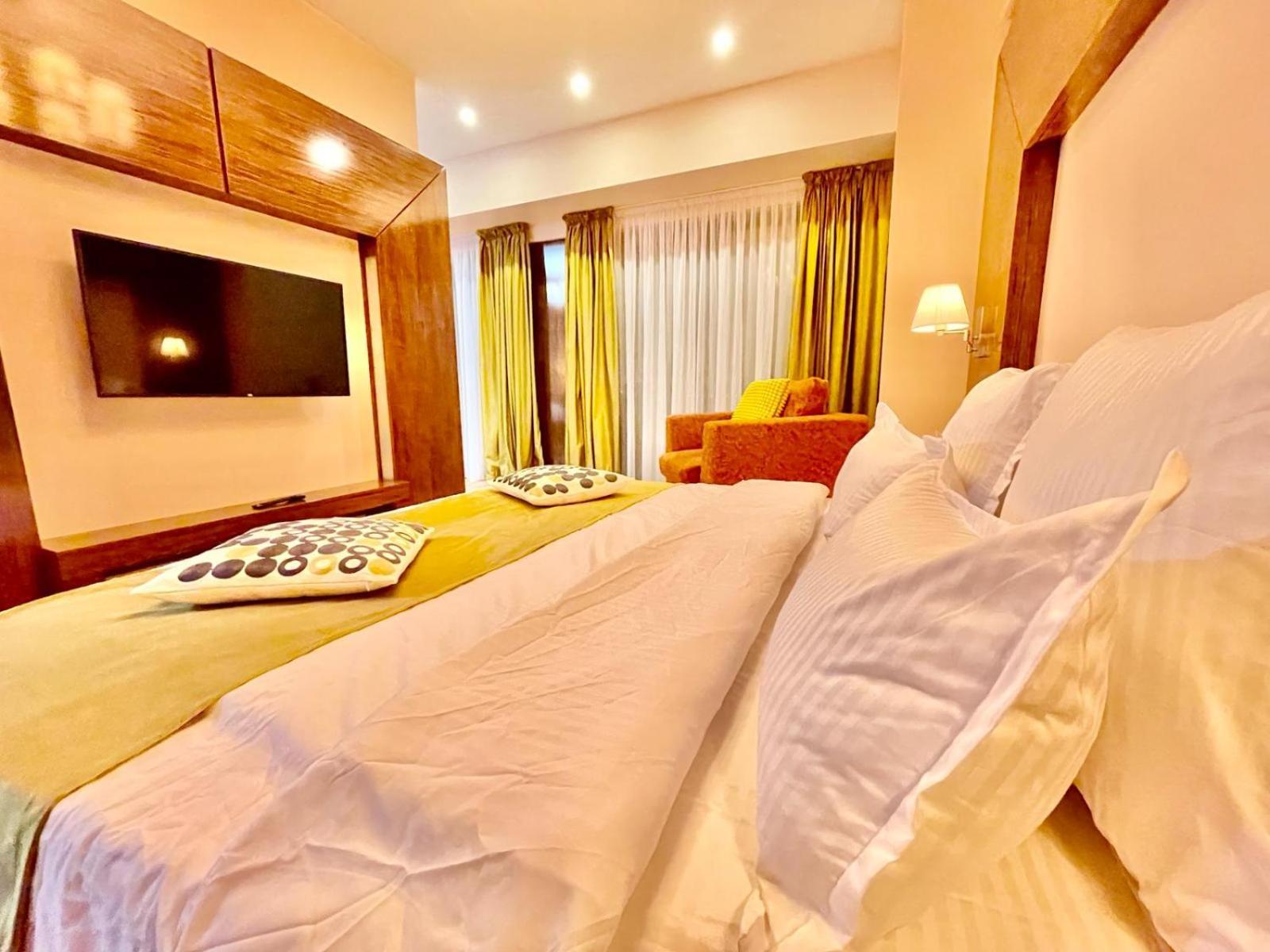 Aparthotel Yamaluxe - *